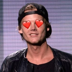 Avicii icon 400x400.jpg