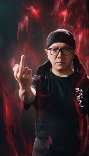 Hikamer 7b3fa31e G3nCNiQW4AAzTH9.jpg