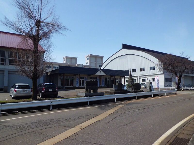 ファイル:新潟県立新井高等学校.JPG